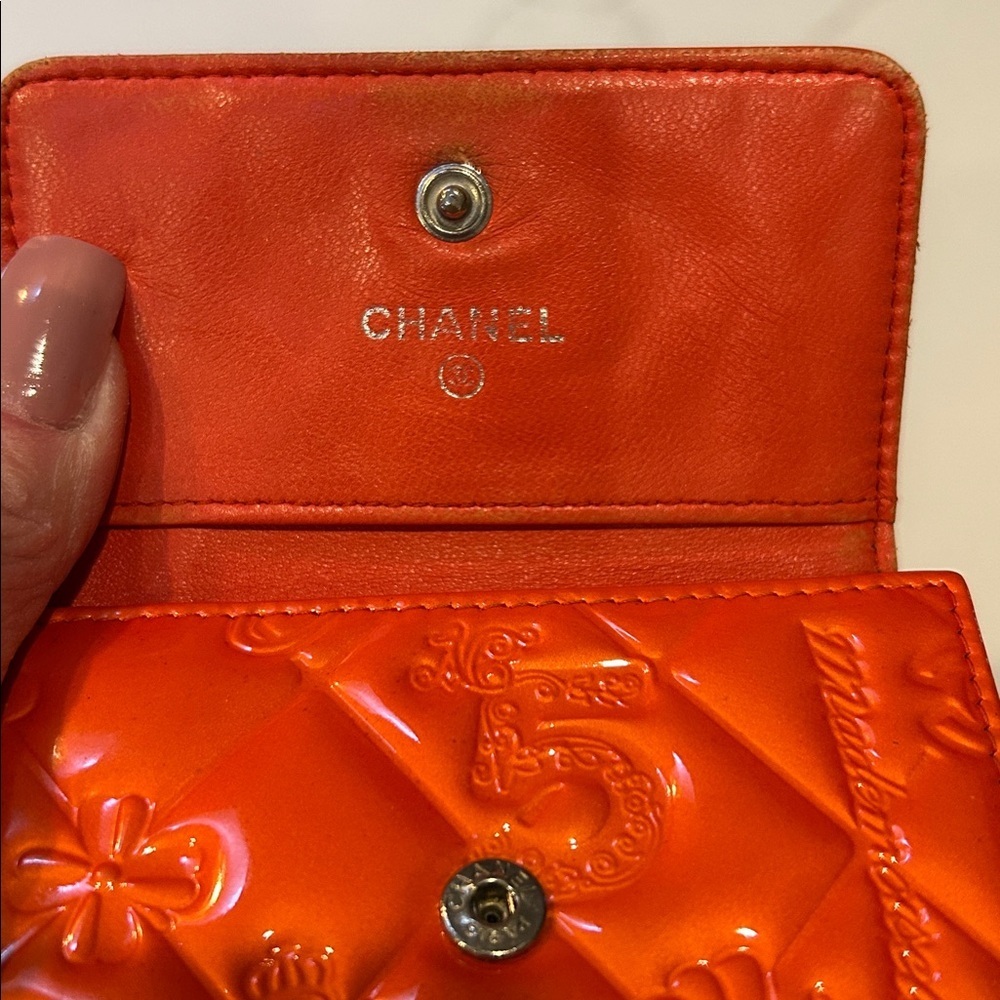 CHANEL Orange Quilted Lucky Charm Wallet - Picture 13 of 13